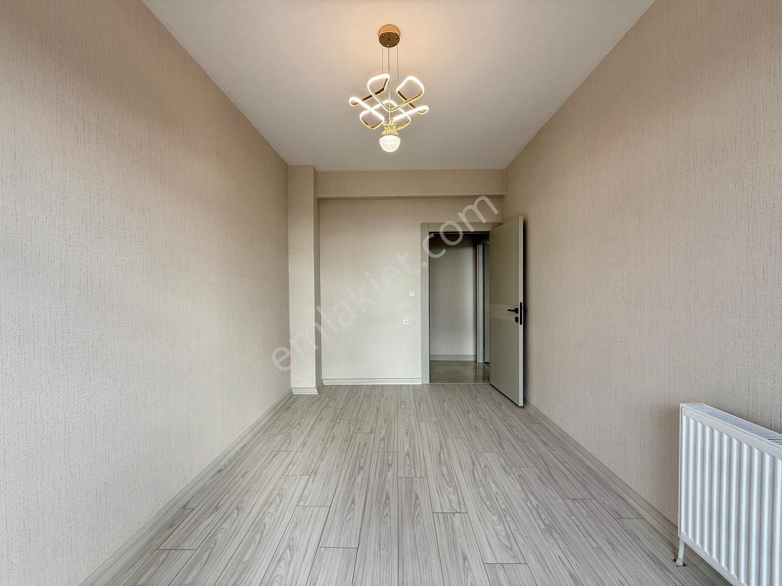 Kalecik Emlak'tan Asansörlü Eşsiz Tasarımlı 5+2 Dublex 220m² - Görsel 16