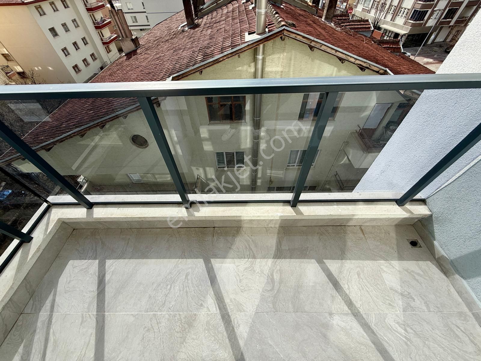 Kalecik Emlak'tan Asansörlü Eşsiz Tasarımlı 5+2 Dublex 220m² - Görsel 31