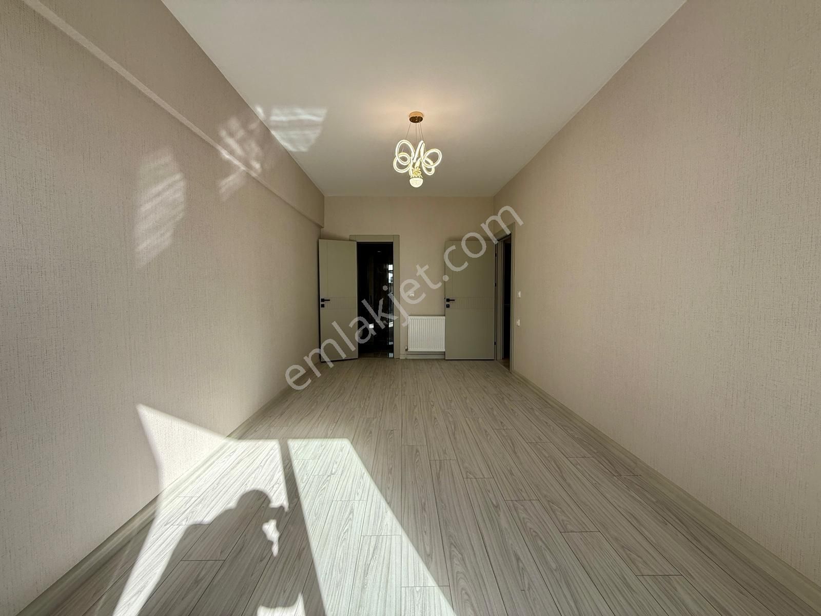 Kalecik Emlak'tan Asansörlü Eşsiz Tasarımlı 5+2 Dublex 220m² - Görsel 10