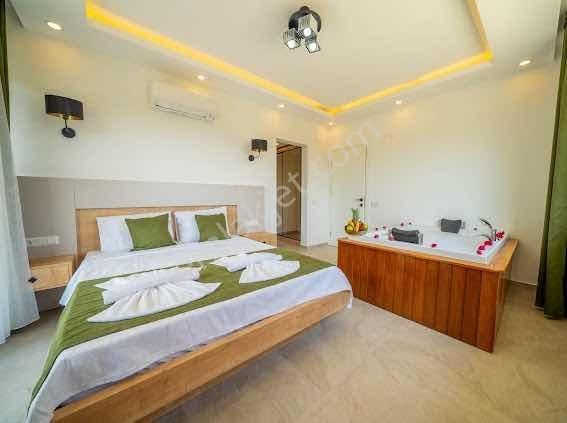 Kaş Çukurbağ Da Mega'dan 3+1 Satılık Lüks Villa İskanlı Ruhsatlı - Görsel 13