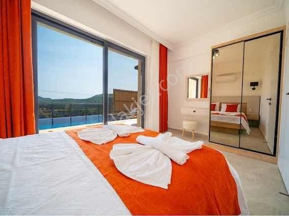 Kaş Çukurbağ Da Mega'dan 3+1 Satılık Lüks Villa İskanlı Ruhsatlı - Görsel 21