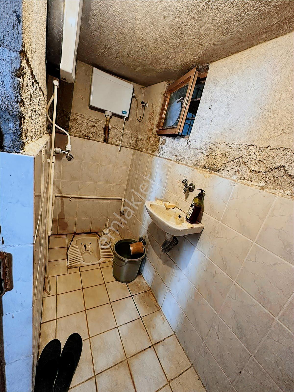 Pinokyo'dan Ortaklar'da Satılık İzmir Yoluna Yakın Depo Acil - Görsel 10