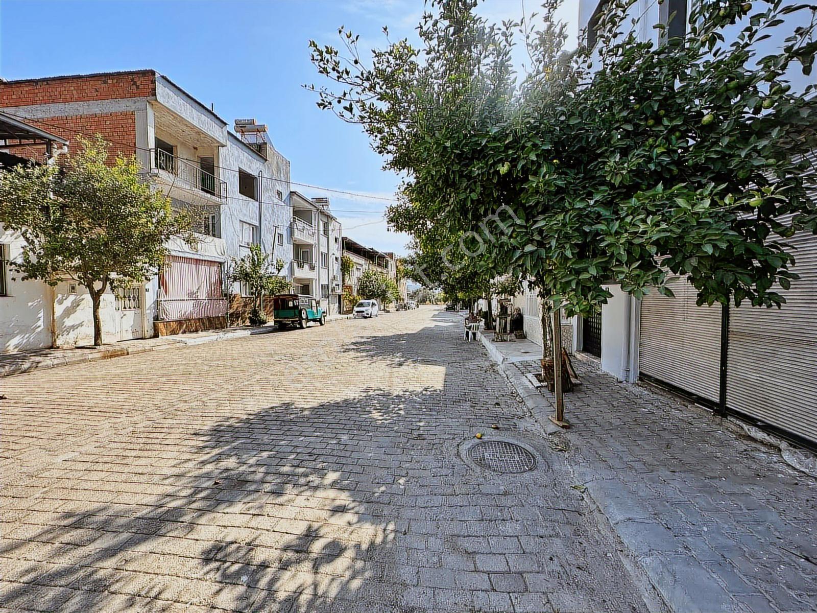 Pinokyo'dan Ortaklar'da Satılık İzmir Yoluna Yakın Depo Acil