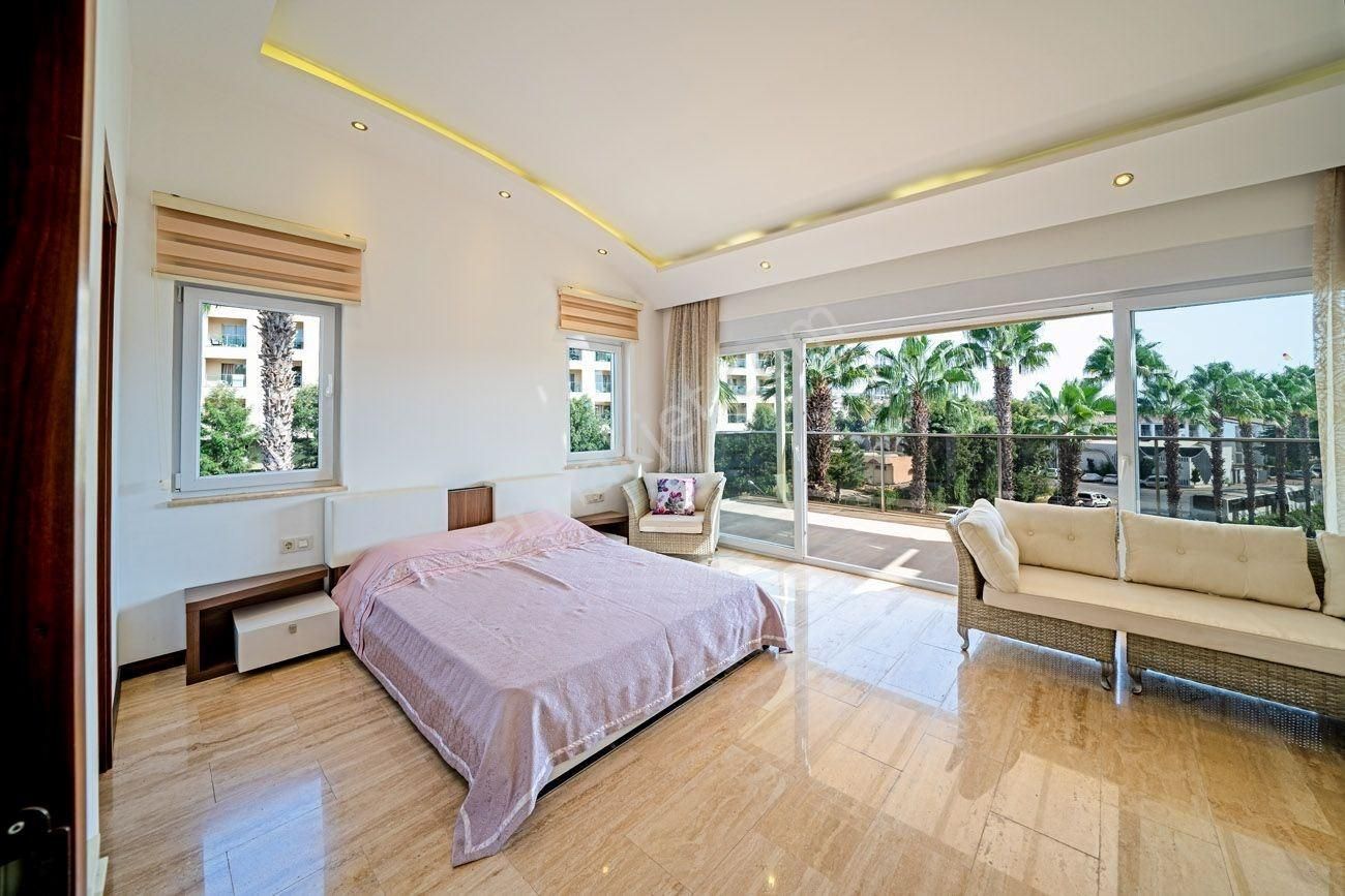 Alanya/konaklı'da Lüks Eşyalı 3+1 Denize Yürüme Mesafesinde Satılık Daire - Görsel 8