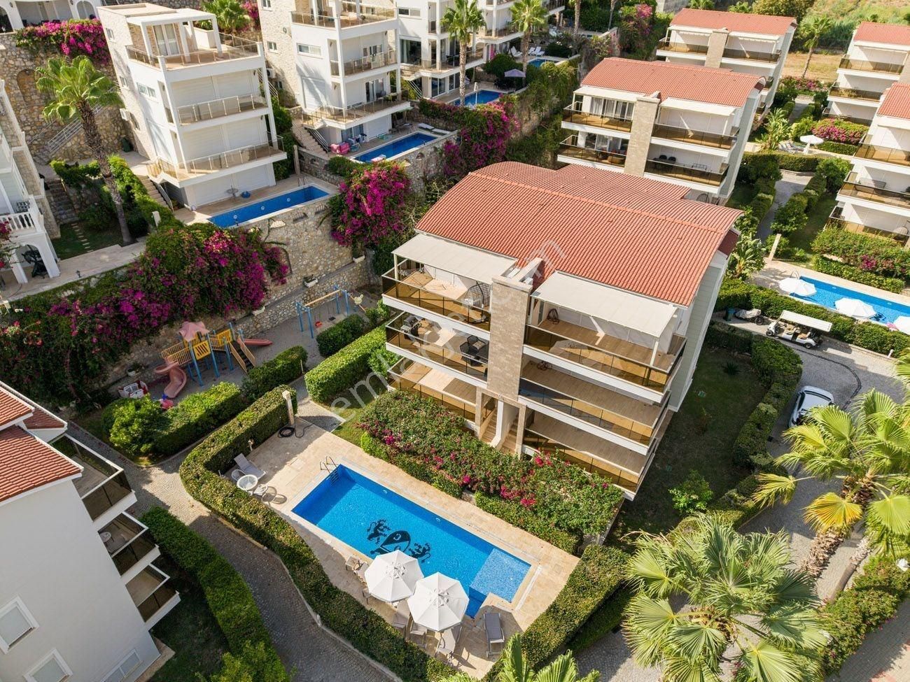 Alanya/konaklı'da Lüks Eşyalı 3+1 Denize Yürüme Mesafesinde Satılık Daire - Görsel 3