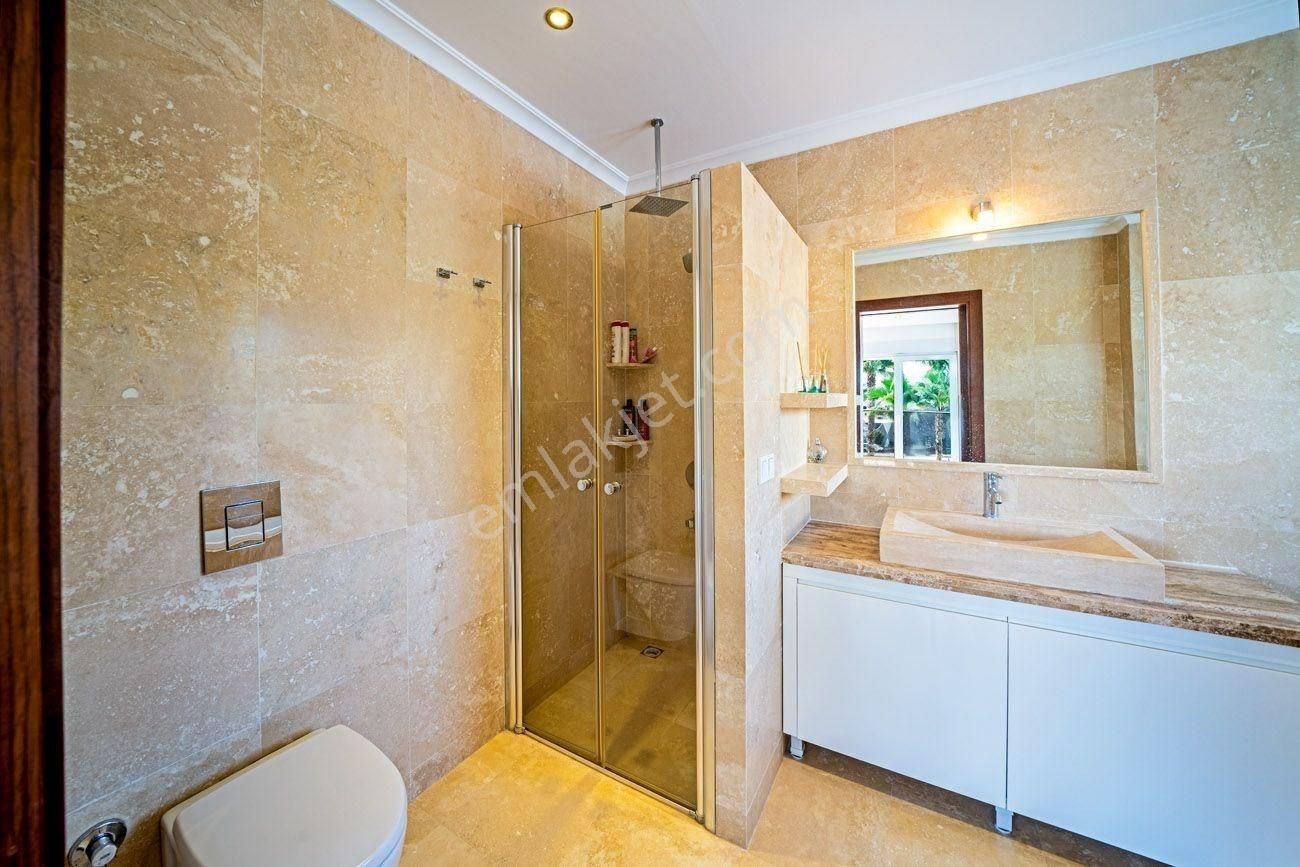 Alanya/konaklı'da Lüks Eşyalı 3+1 Denize Yürüme Mesafesinde Satılık Daire - Görsel 19