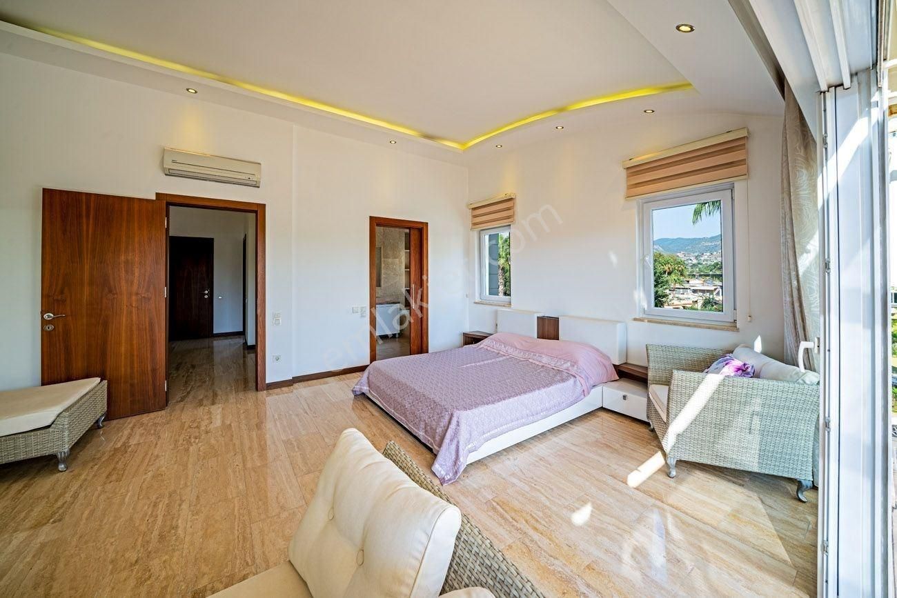 Alanya/konaklı'da Lüks Eşyalı 3+1 Denize Yürüme Mesafesinde Satılık Daire - Görsel 10