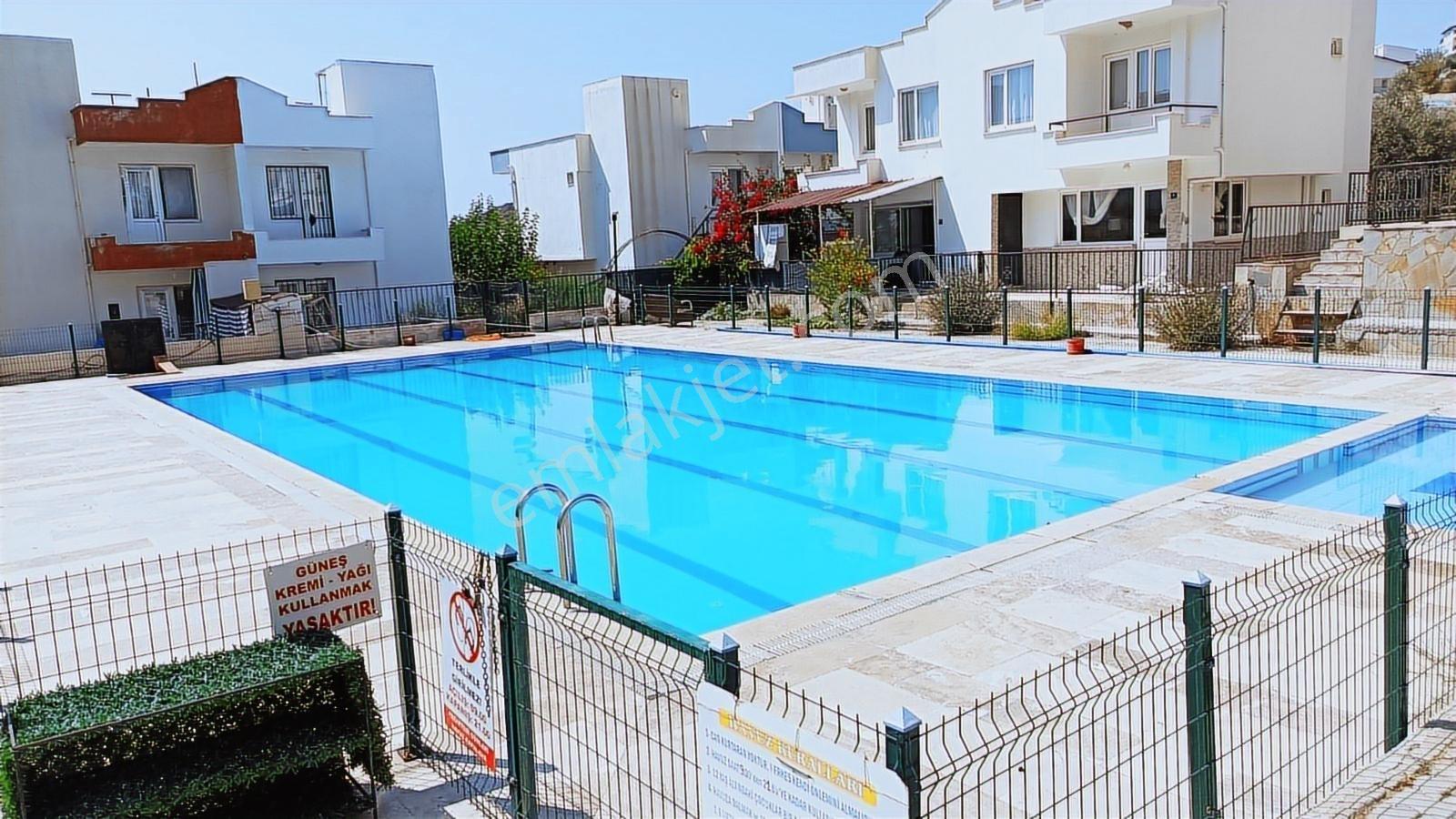 Kuşadası Merkezi Konumlu Yabancıdan Satılık,3+1.villa - Görsel 34