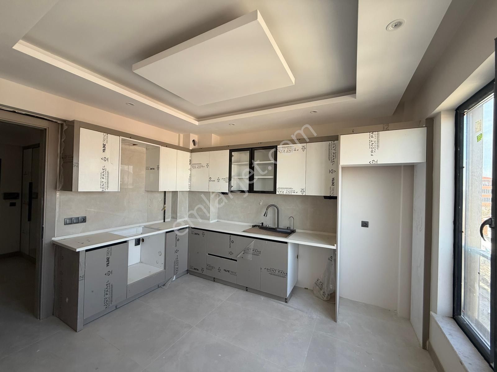 Rota’dan Satılık Gazi Mah. Garajlı Ferah 2+1 Daire… - Görsel 6