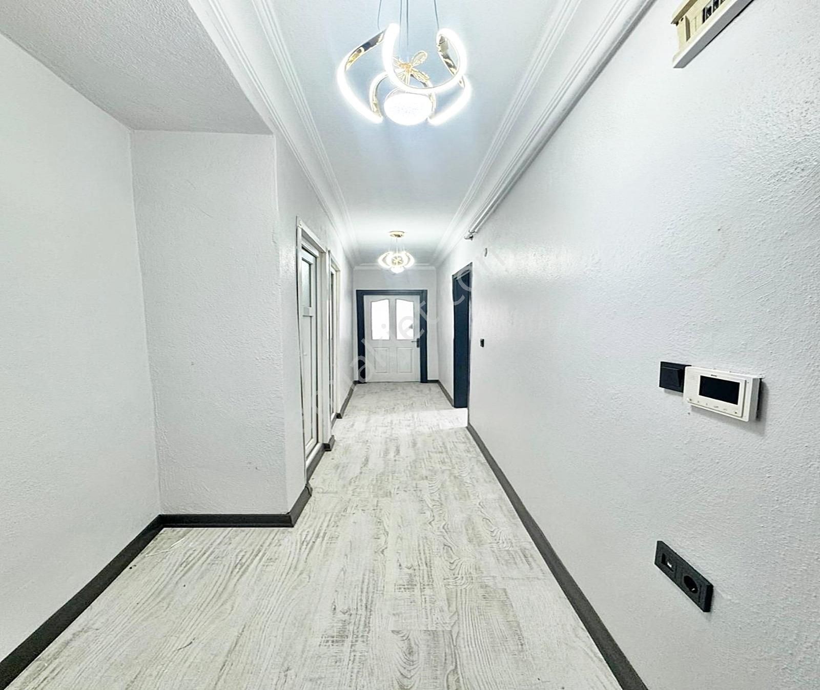 Esenyurt Kıraç İstiklal Mah. 2.kat 2+1 100m2 Daire 3.100.000 Tl - Görsel 11