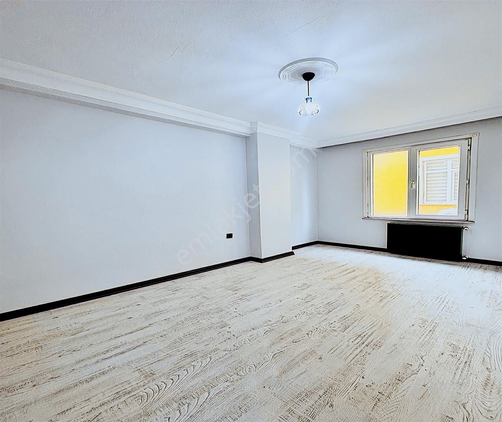 Esenyurt Kıraç İstiklal Mah. 2.kat 2+1 100m2 Daire 3.100.000 Tl - Görsel 2