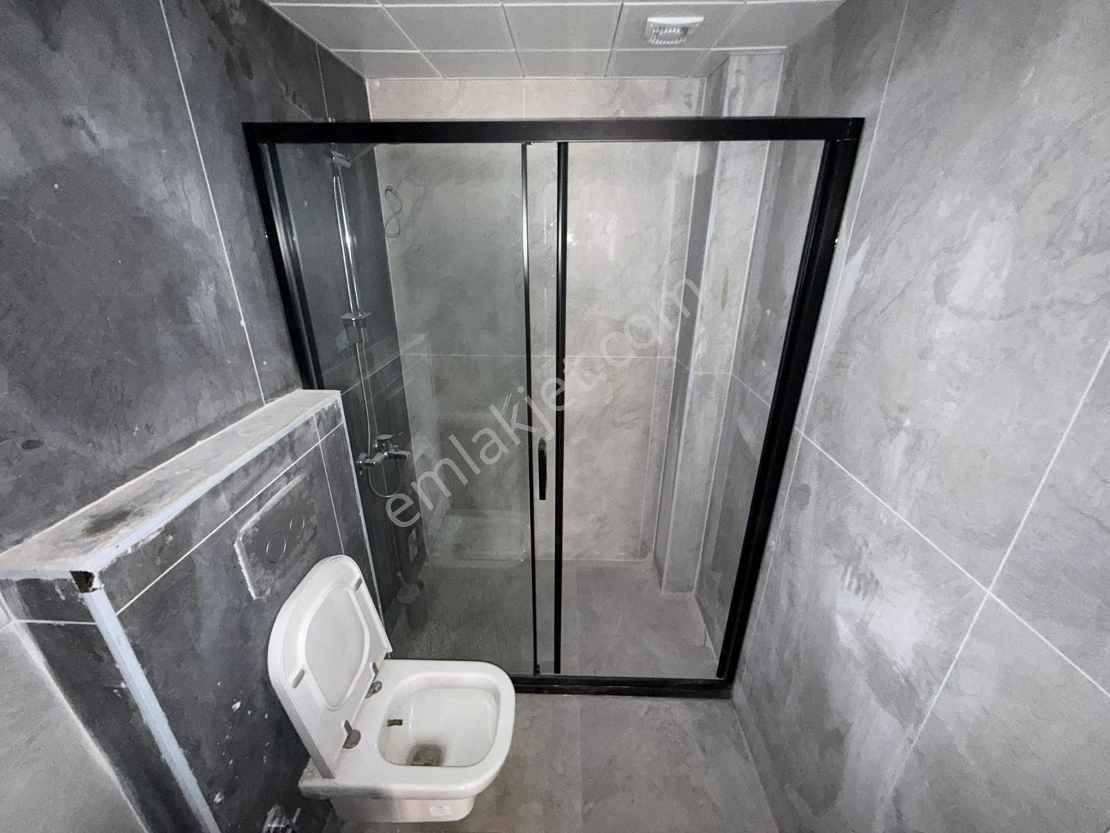 Kariyer'den İncirli'de Tek! Merkezi Konumda Her Katta 1+1 2+1 Lüx Alttan Isıtmalı Daireler - Görsel 28