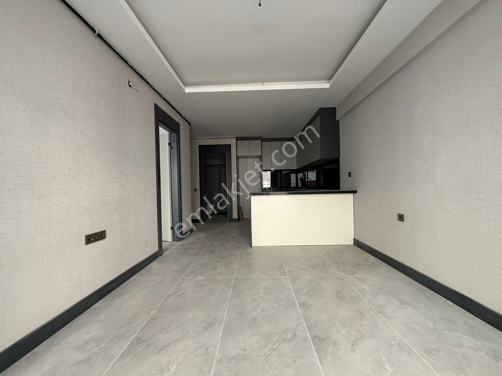 Kariyer'den İncirli'de Tek! Merkezi Konumda Her Katta 1+1 2+1 Lüx Alttan Isıtmalı Daireler - Görsel 2