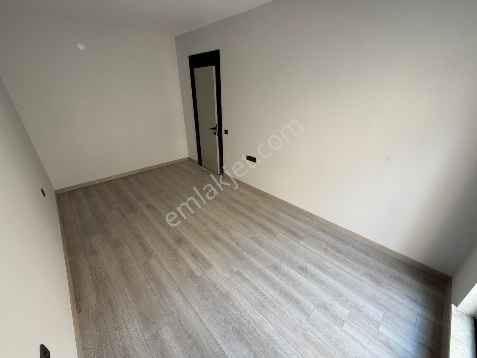 Kariyer'den İncirli'de Tek! Merkezi Konumda Her Katta 1+1 2+1 Lüx Alttan Isıtmalı Daireler - Görsel 35