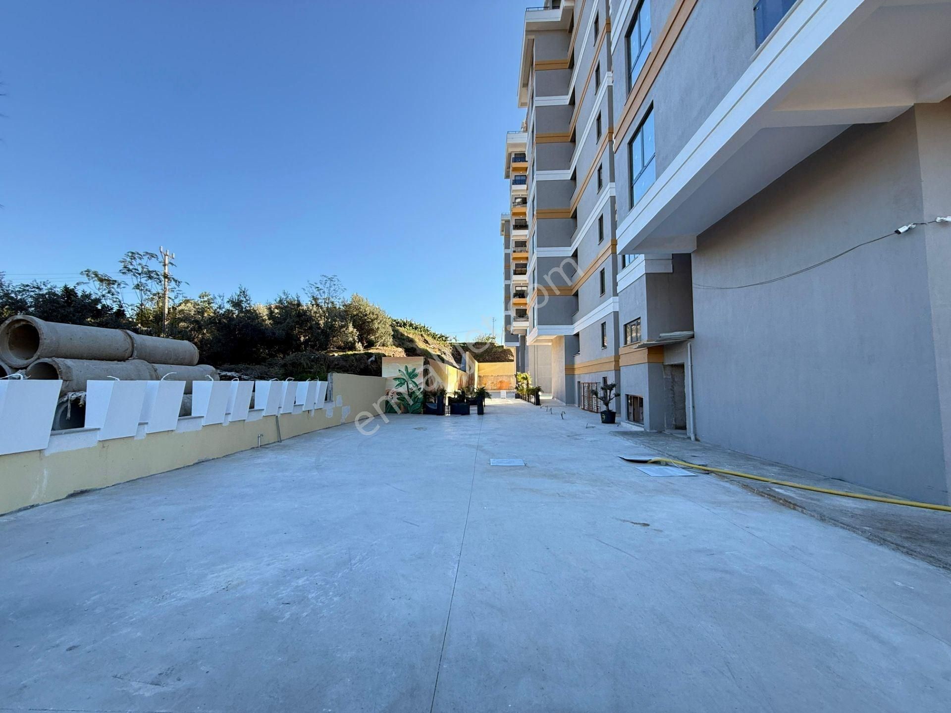 Alanya Mahmutlar’da Seçkin Yaşam Sunan Sosyal Tesisli Lüks 1+1 - Görsel 15