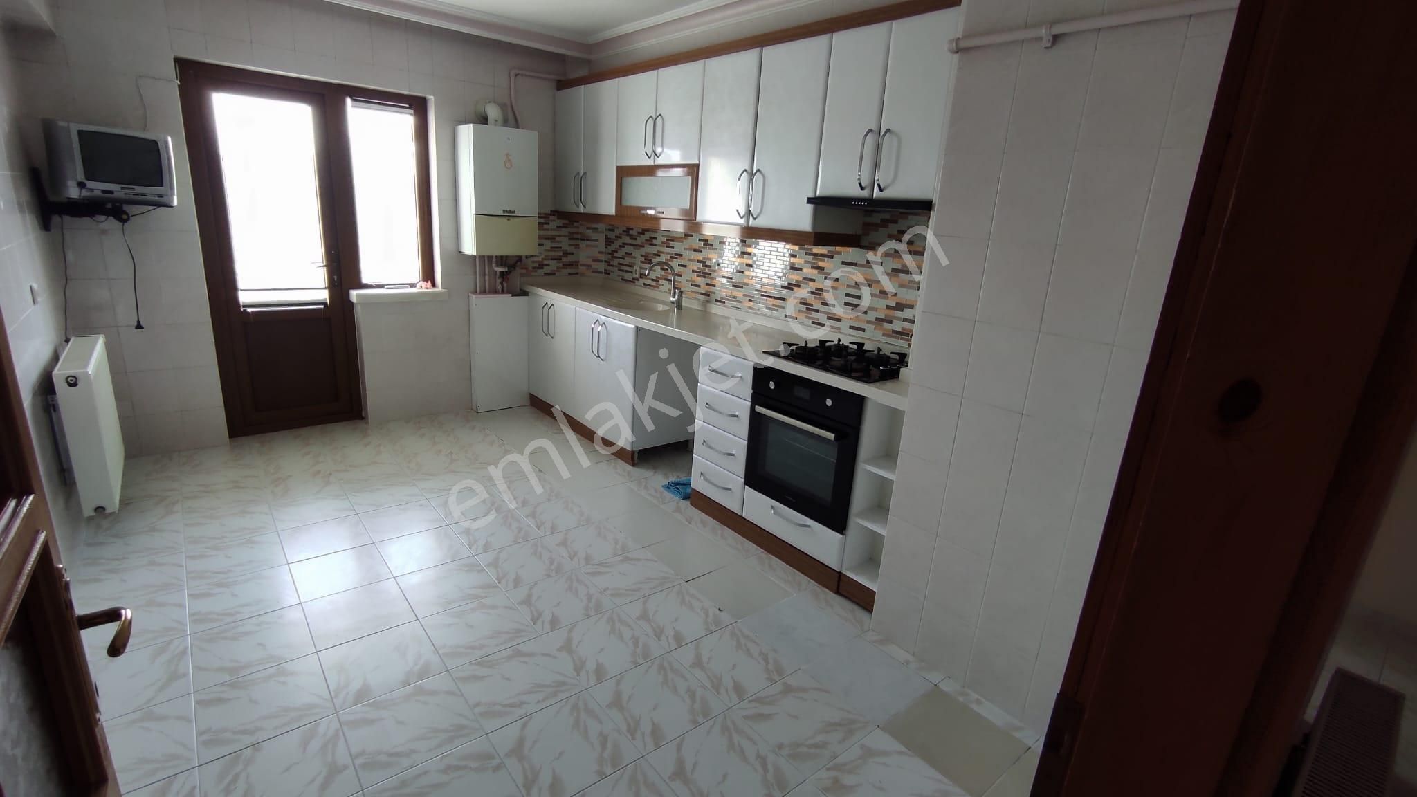Kiralık*şefkat Mahallesi*metroya*belediye*kaymakamlık*yakın*4+1*yapılı Daire* - Görsel 2