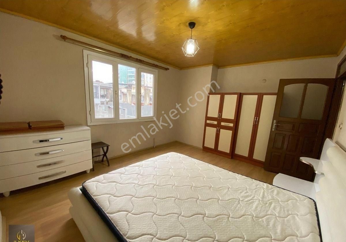 Buca Yıldız Mahallesinde/ Sınav Koleji Yanı / Aile Binası / Kısmi Eşyalı / Teraslı / Kiralık Daire ! - Görsel 8