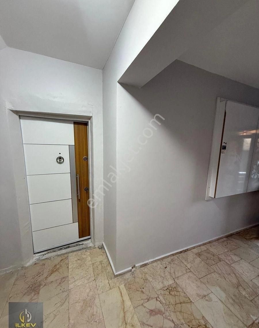 Buca Adatepe'de Cadde Üstü / Eşyalı / Klimalı / Satılık 1+1 - Görsel 14