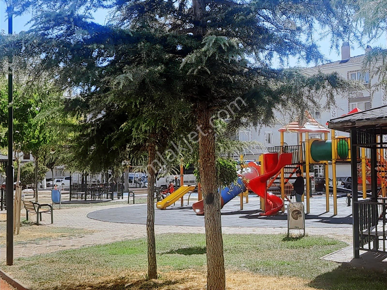 Sincan Plevne Bahçekapı Mah. Fen İşleri Sokak Da Yapılı 3+1daire - Görsel 2