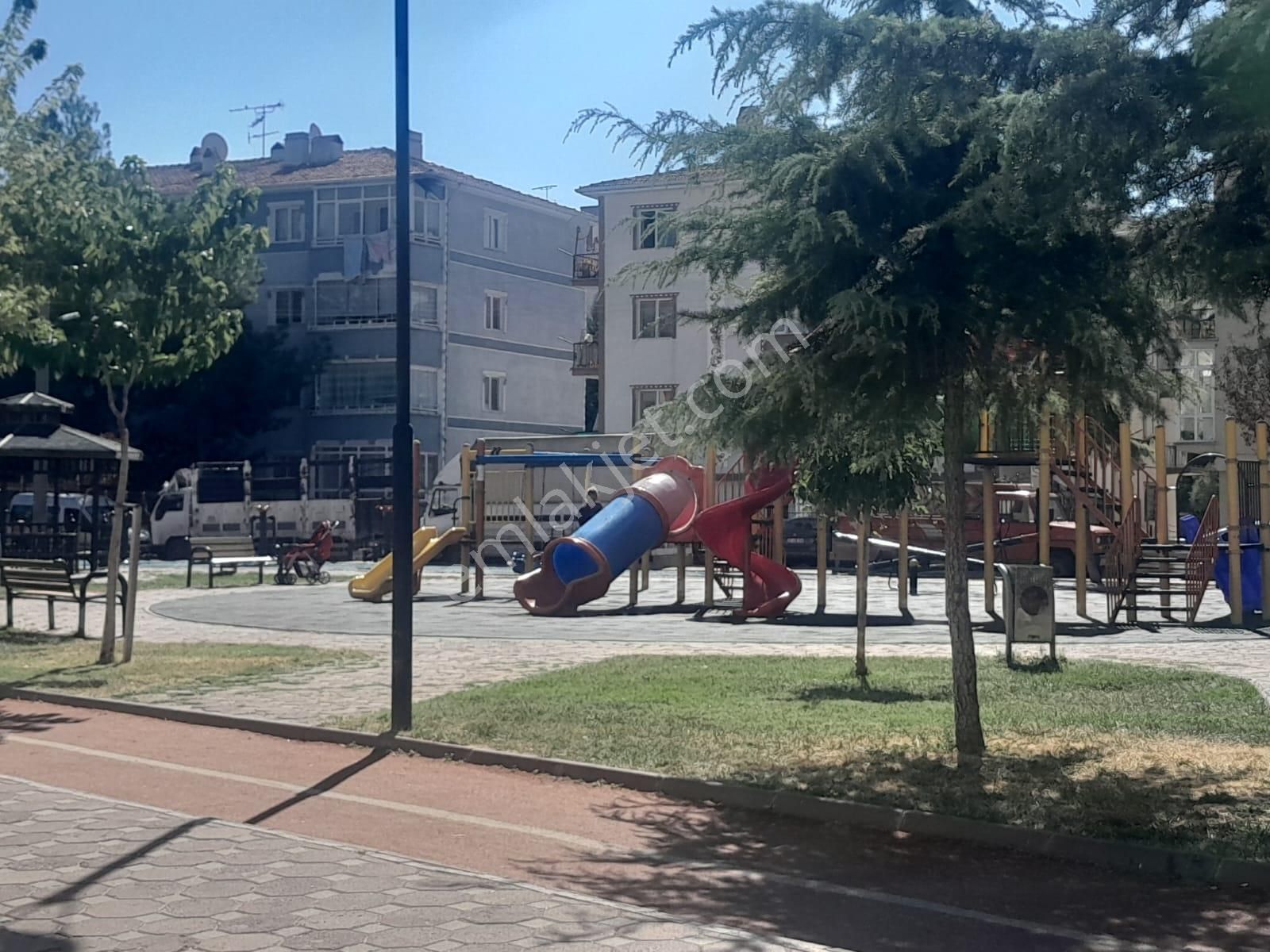 Sincan Plevne Bahçekapı Mah. Fen İşleri Sokak Da Yapılı 3+1daire - Görsel 3