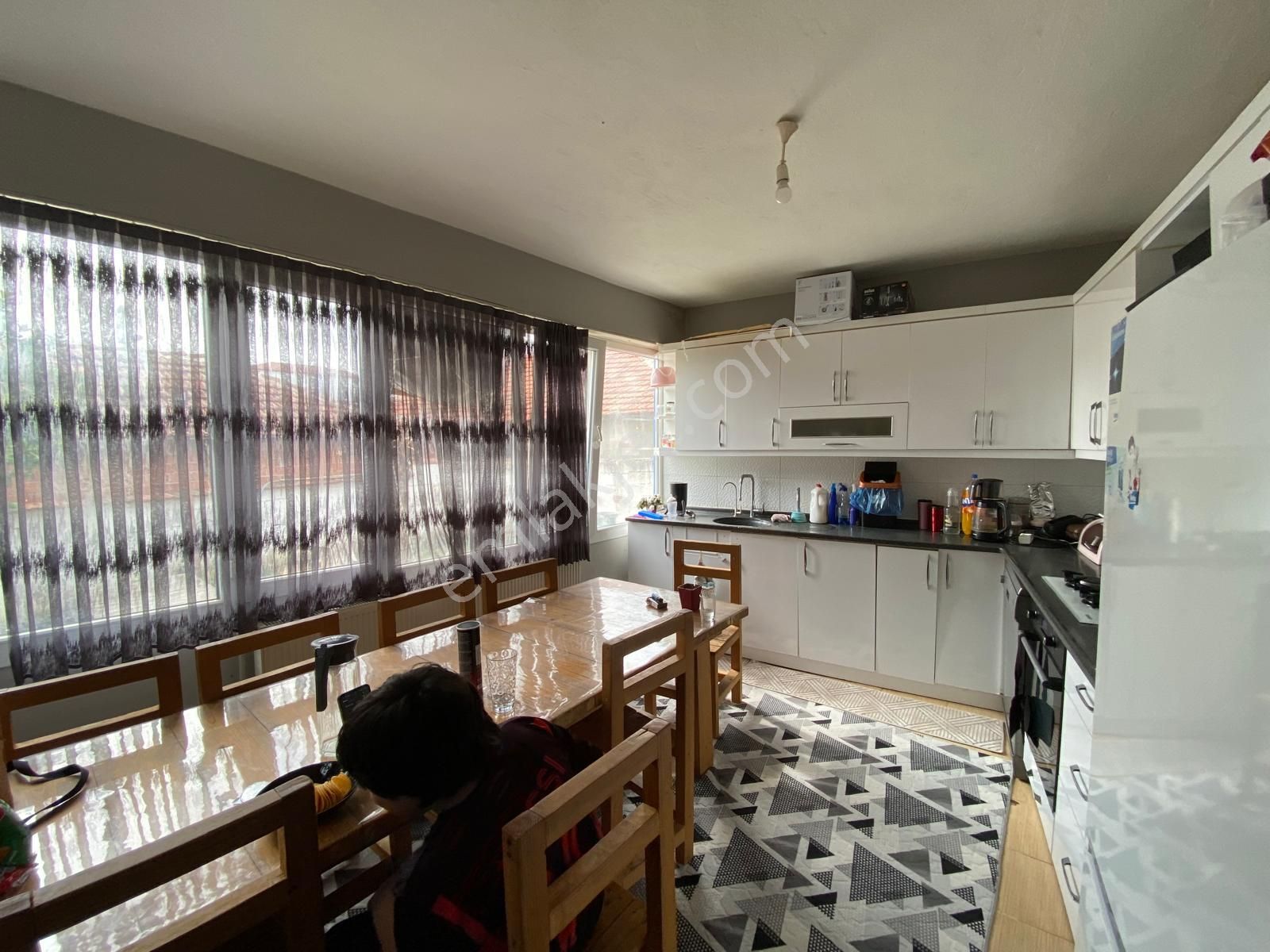 Torbalı Yazıbaşı Mah.394m2 Arsada 175m2 3+1 Müstakil Havuzlu Evimiz Ve Müştemalatı Satılıktır - Görsel 3