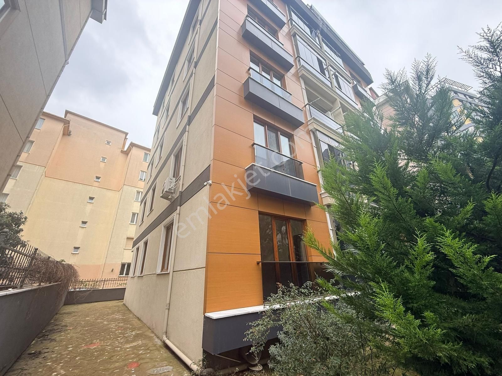 Remax Anı 'dan Kartal 'da Nezih Ferah 2+1 Kiralık Daire - Görsel 3