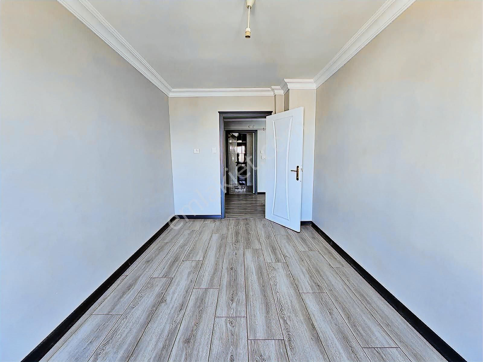 İstasyon Mh'de Ful Yapılı Şehir Manzaralı 3+1 Ara Kat Daire - Görsel 5