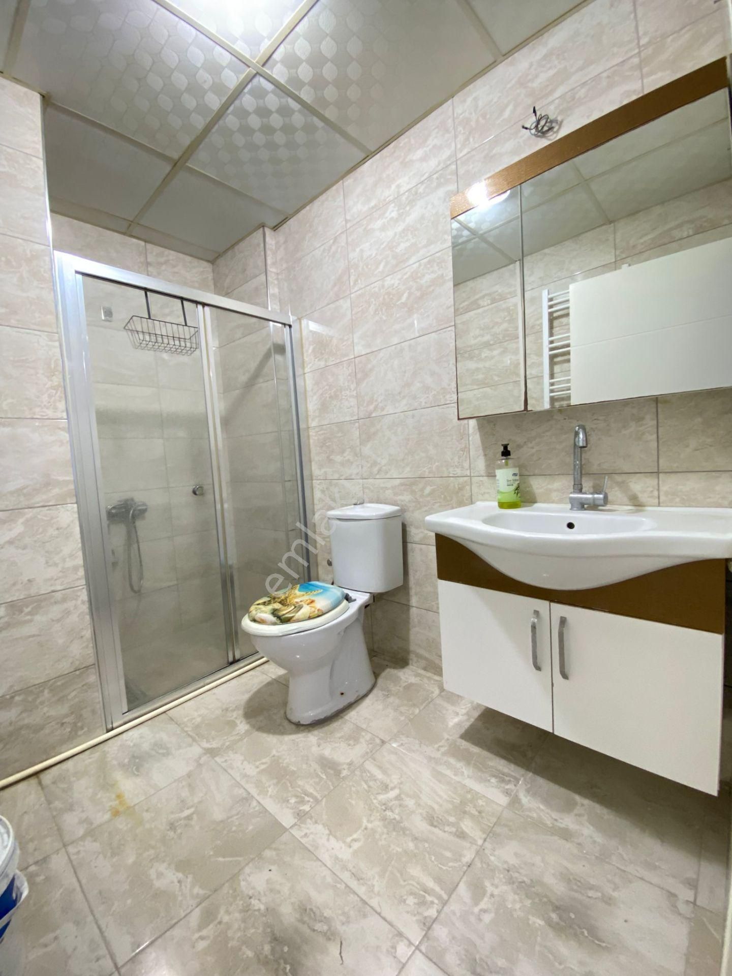 Akyüz Gayrimenkul Den; Merkezı Konumda Iskanlı Kombılı Satılık 2+1 Daire - Görsel 29