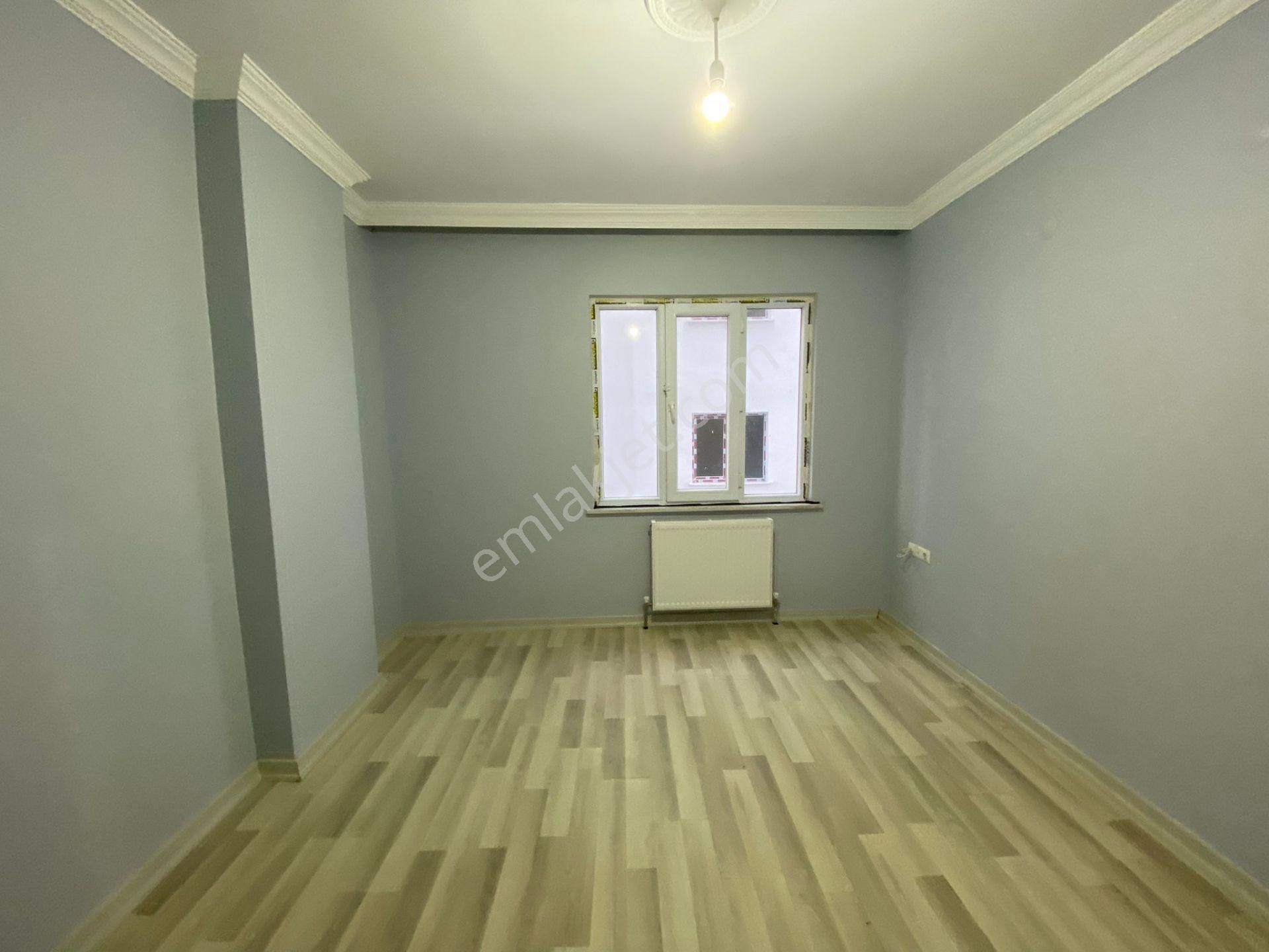 Akyüz Gayrimenkul Den; Merkezı Konumda Iskanlı Kombılı Satılık 2+1 Daire - Görsel 24