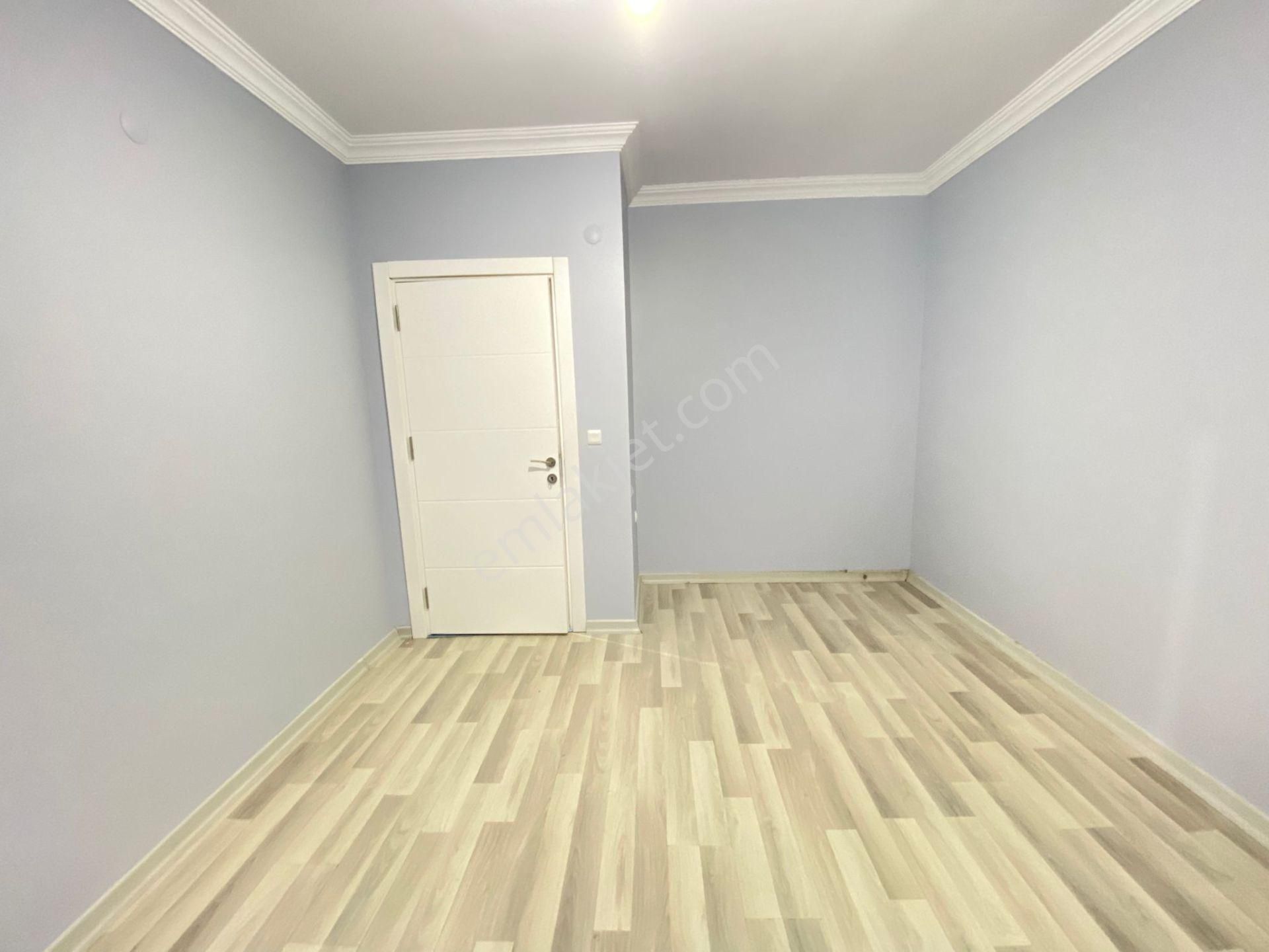 Akyüz Gayrimenkul Den; Merkezı Konumda Iskanlı Kombılı Satılık 2+1 Daire - Görsel 17