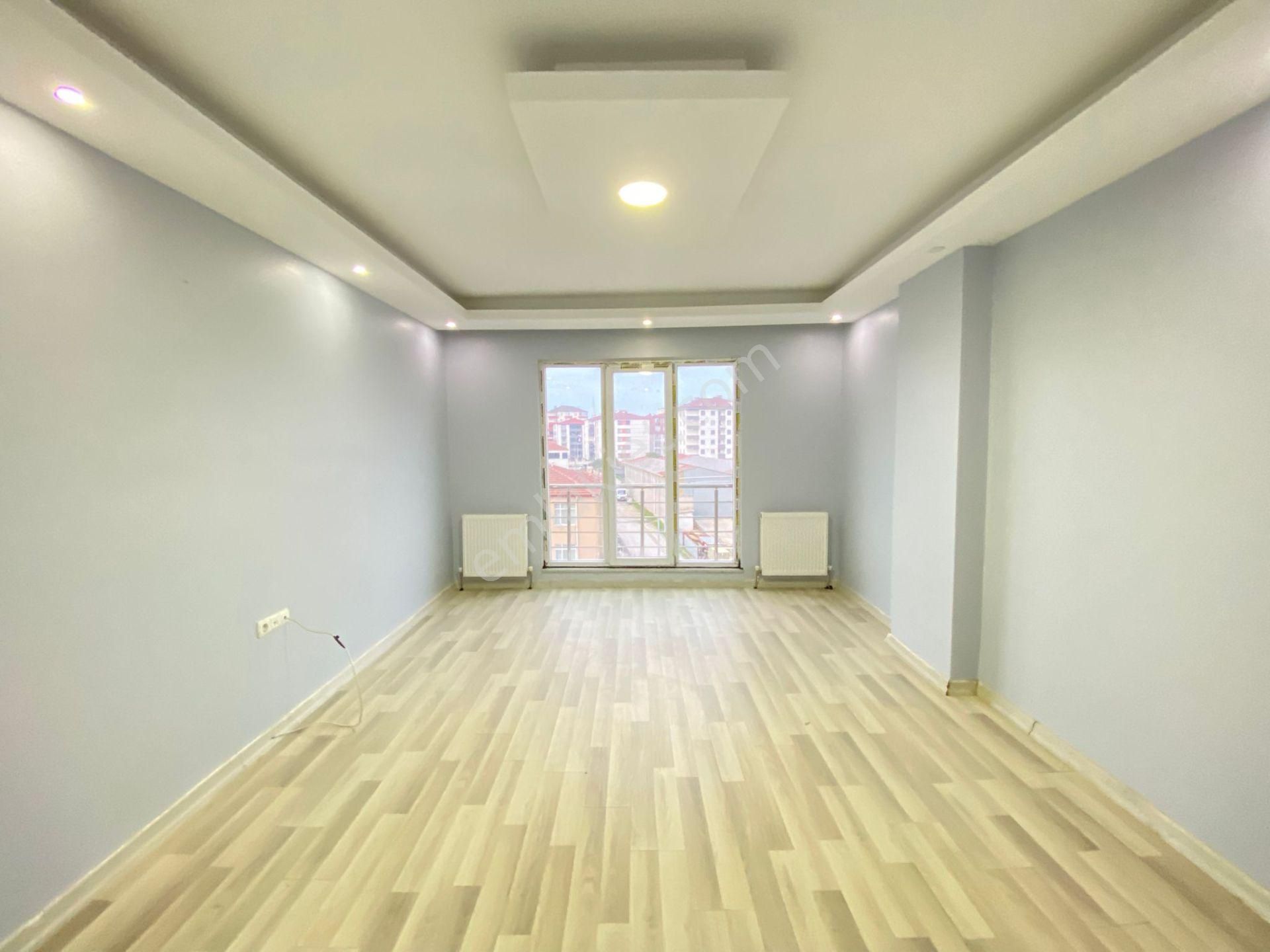 Akyüz Gayrimenkul Den; Merkezı Konumda Iskanlı Kombılı Satılık 2+1 Daire - Görsel 31