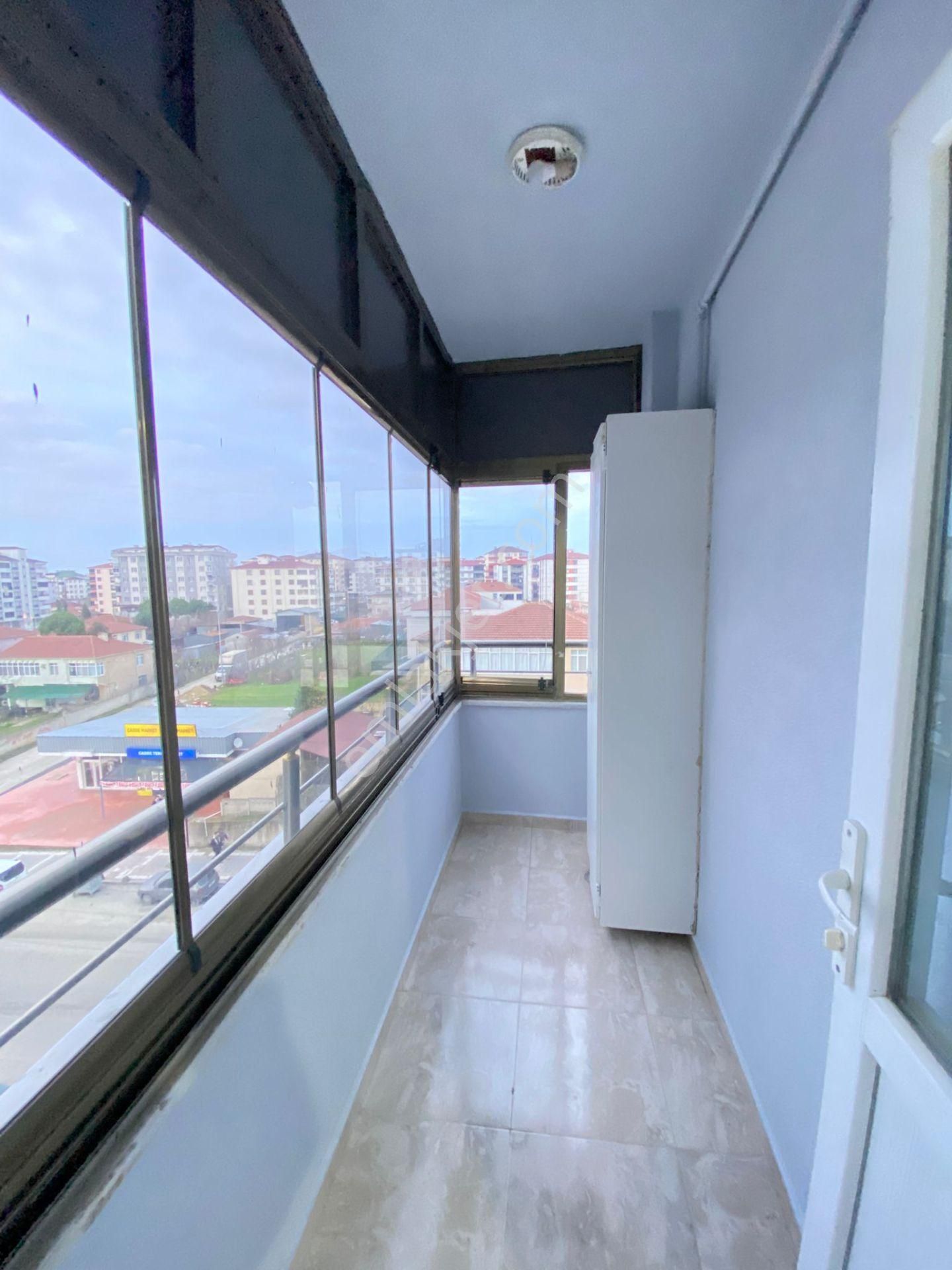 Akyüz Gayrimenkul Den; Merkezı Konumda Iskanlı Kombılı Satılık 2+1 Daire - Görsel 10