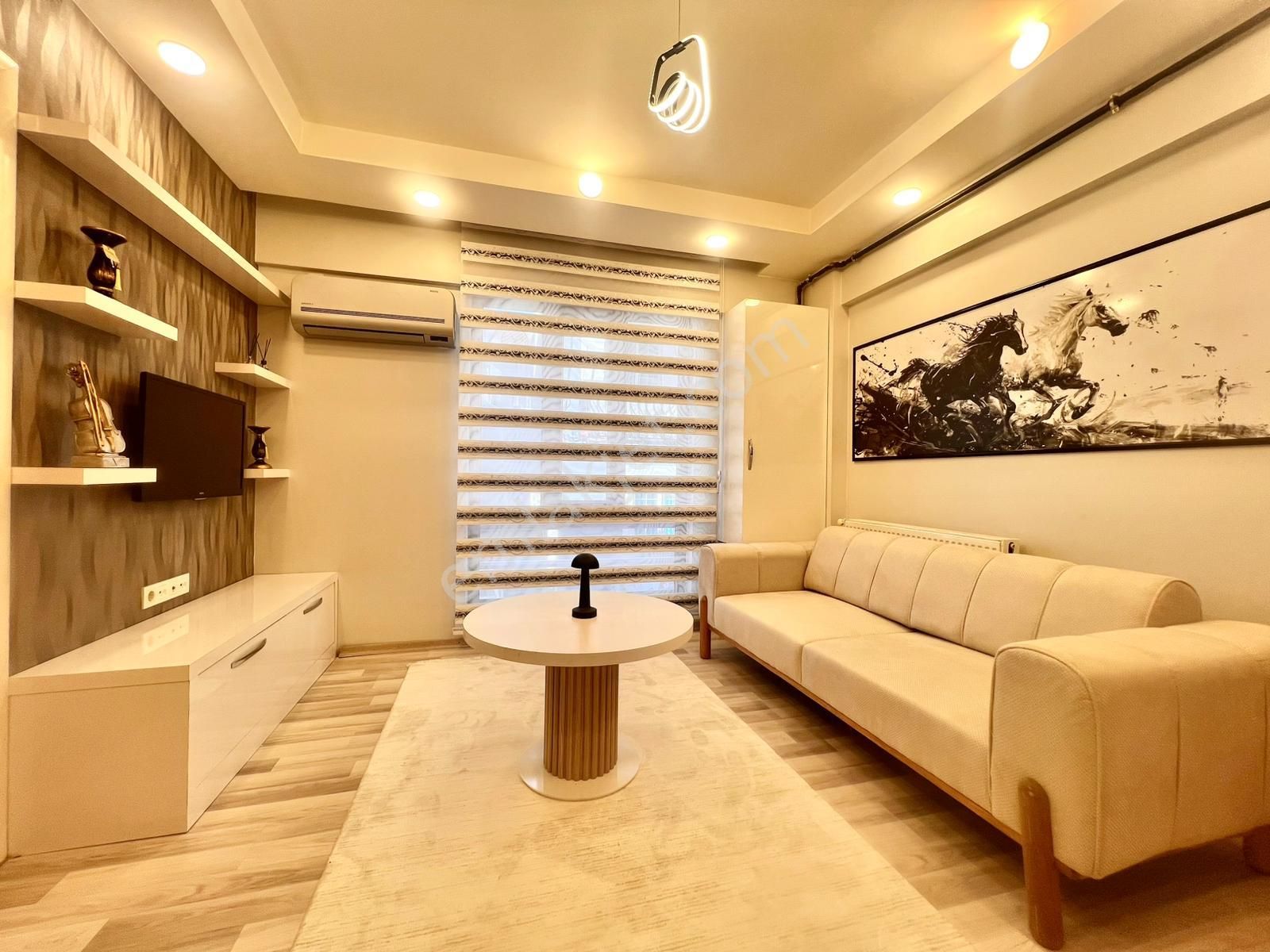 Foruma Yakın Arakat Sıfır Eşyalı 1+1 Satılık Apart - Görsel 12