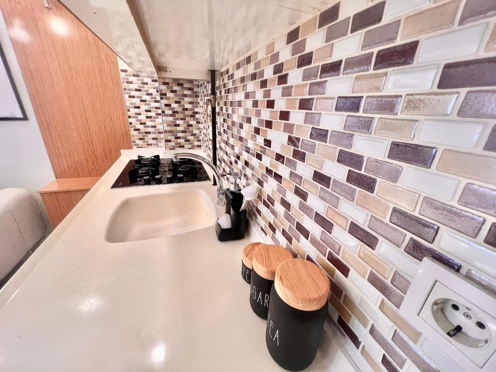 Foruma Yakın Arakat Sıfır Eşyalı 1+1 Satılık Apart - Görsel 6