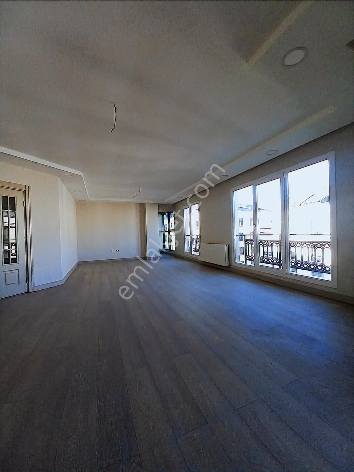 Yeni Yapı Kısa Kat Ful Konsept Sitede 6+2 Dubleks - Görsel 15