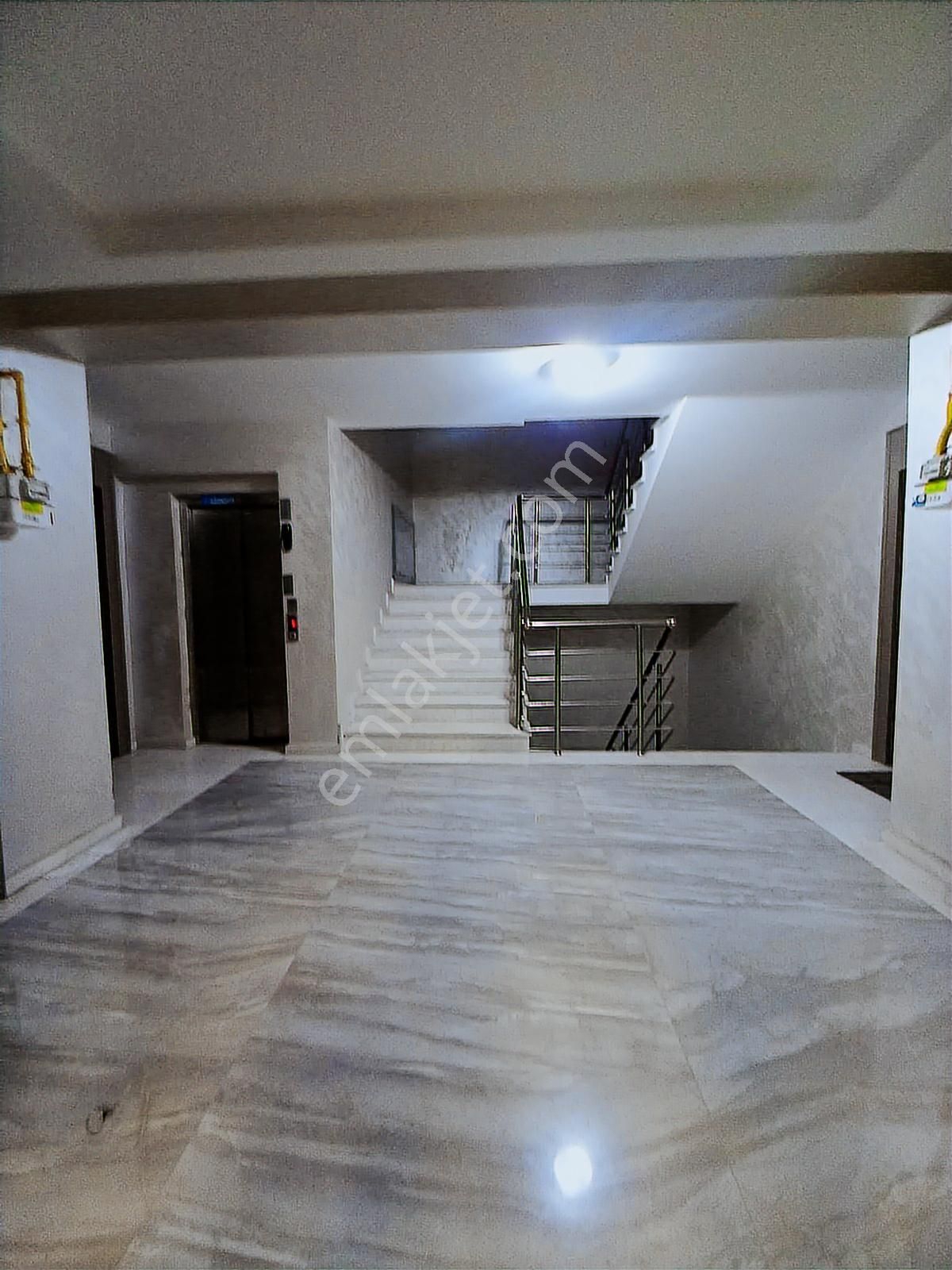 Yeni Yapı Kısa Kat Ful Konsept Sitede 6+2 Dubleks - Görsel 21