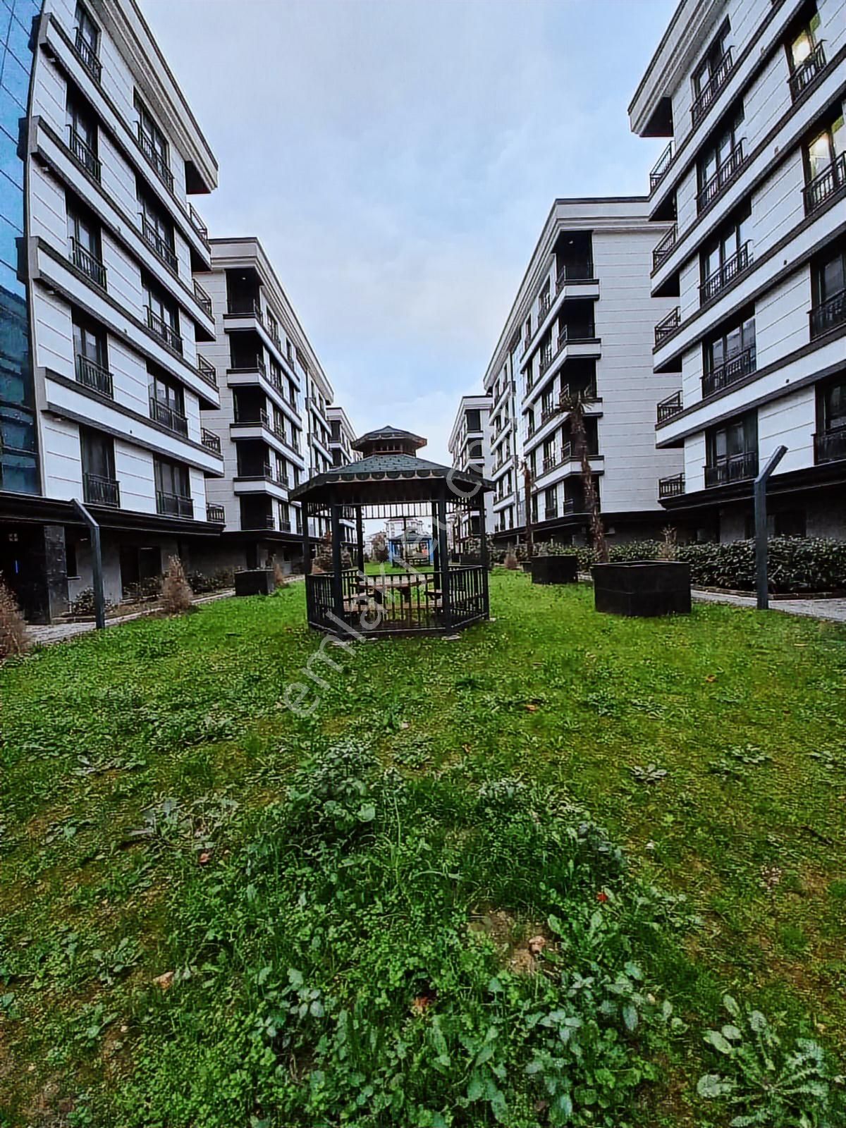 Adnan Kahveci Mahallesinde Ful Konseptli Giyinme Odalı 3+1 Daire - Görsel 5