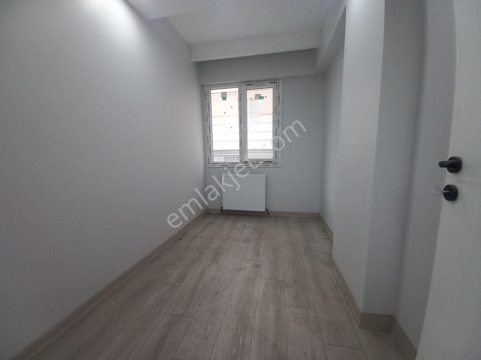 Beylikdüzü Yakuplu Mahallesinde Bahçe Kullanımlı 3+1 120m2 Daire - Görsel 5
