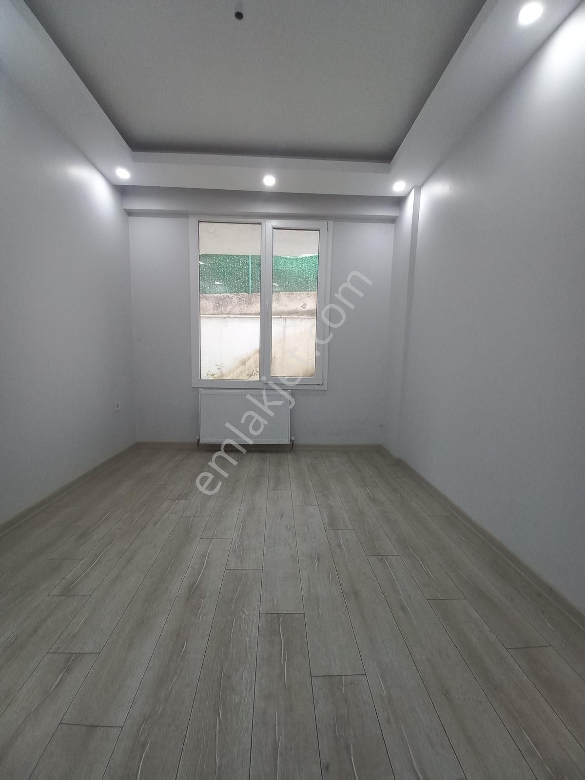 Beylikdüzü Yakuplu Mahallesinde Satılık Bahçe Kulanmlı 2+1 Daire - Görsel 27