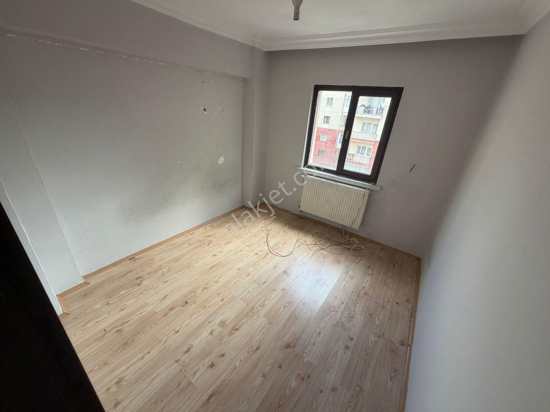 Koza Emlak'tan Ertuğrulgazi Mahalesinde Site İçin De Ara Katta Bağımsız 3+1 Satılık Daire - Görsel 20