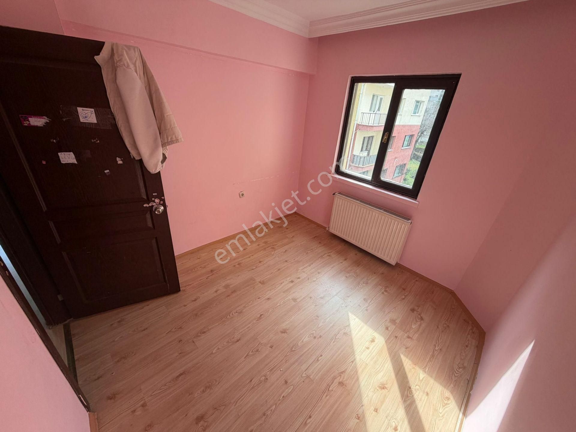 Koza Emlak'tan Ertuğrulgazi Mahalesinde Site İçin De Ara Katta Bağımsız 3+1 Satılık Daire - Görsel 24