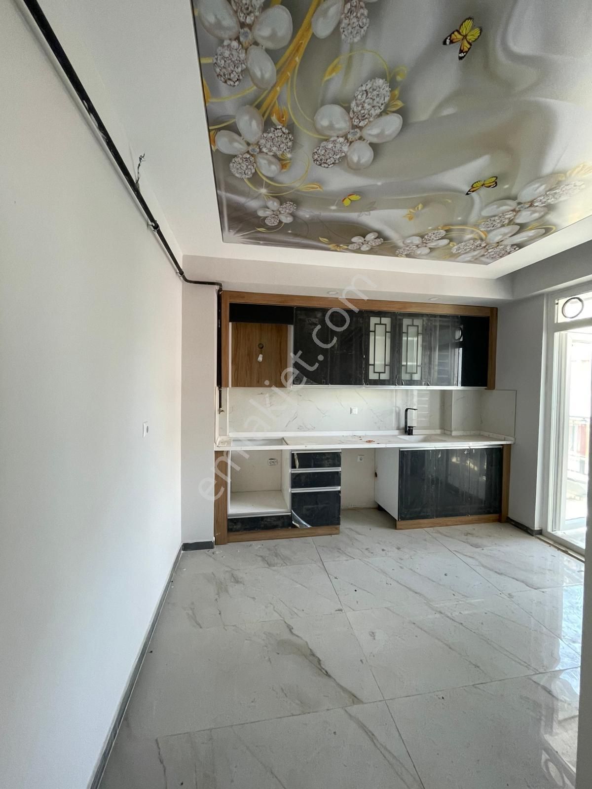 Afyon Üçok Emlaktan Veysel Karani Mah Satılık Sıfır 3+1 Arakat Lüx Daire - Görsel 9