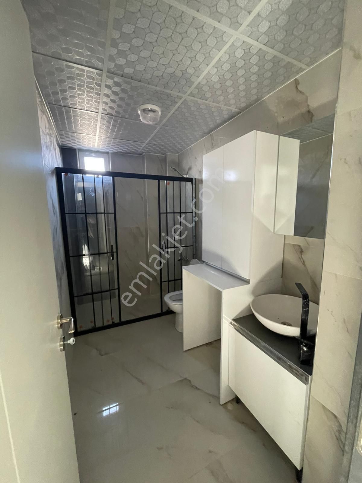 Afyon Üçok Emlaktan Veysel Karani Mah Satılık Sıfır 3+1 Arakat Lüx Daire - Görsel 12