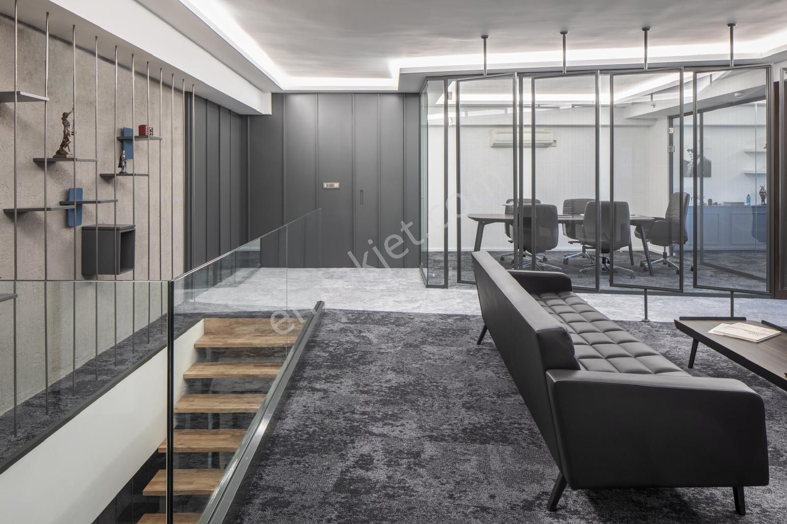 Maltepe Ofistanbul Plaza'da 340m2 Özel Dekorasyonlu Mobilyalı Teraslı Satılık Ofis