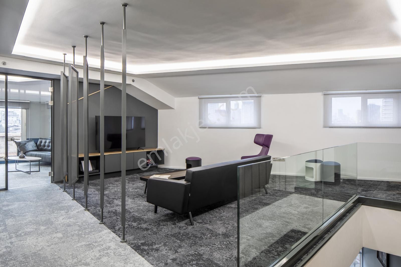 Maltepe Ofistanbul Plaza'da 340m2 Özel Dekorasyonlu Mobilyalı Teraslı Satılık Ofis - Görsel 24