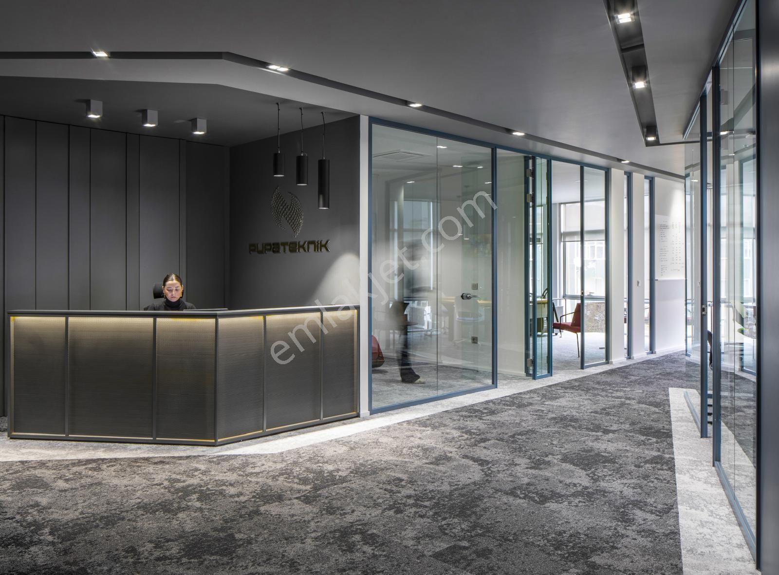 Maltepe Ofistanbul Plaza'da 340m2 Özel Dekorasyonlu Mobilyalı Teraslı Satılık Ofis - Görsel 35