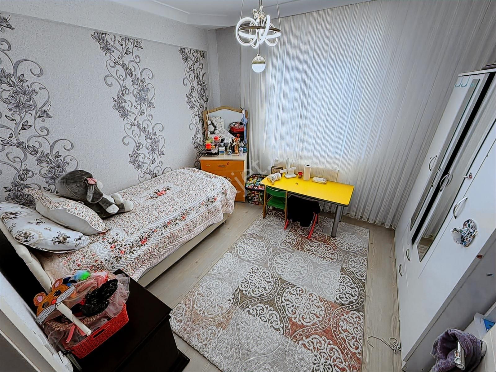 Evin Bizde Garantiden Kök Tapu Geniş Kulanışlı Botanik Yanı 3+1 - Görsel 26