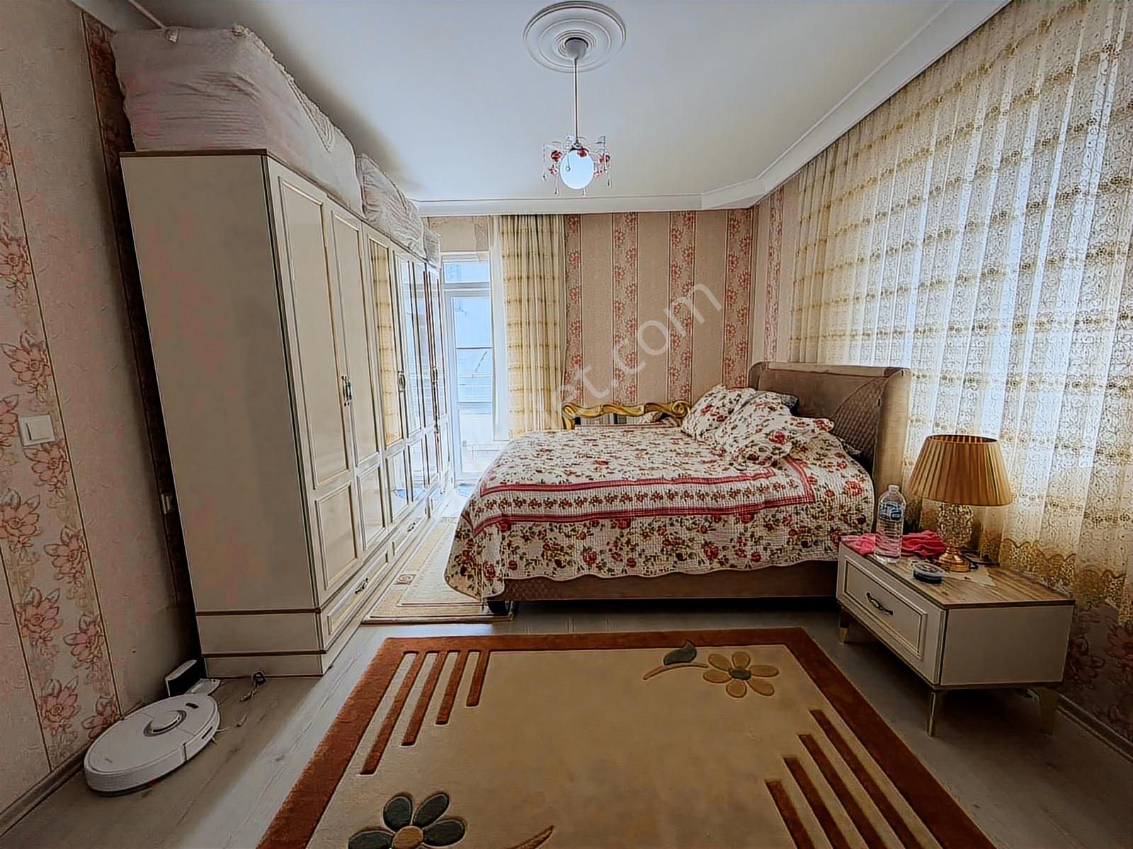 Evin Bizde Garantiden Kök Tapu Geniş Kulanışlı Botanik Yanı 3+1 - Görsel 35