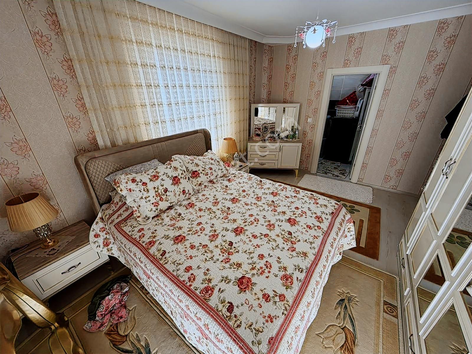 Evin Bizde Garantiden Kök Tapu Geniş Kulanışlı Botanik Yanı 3+1 - Görsel 6