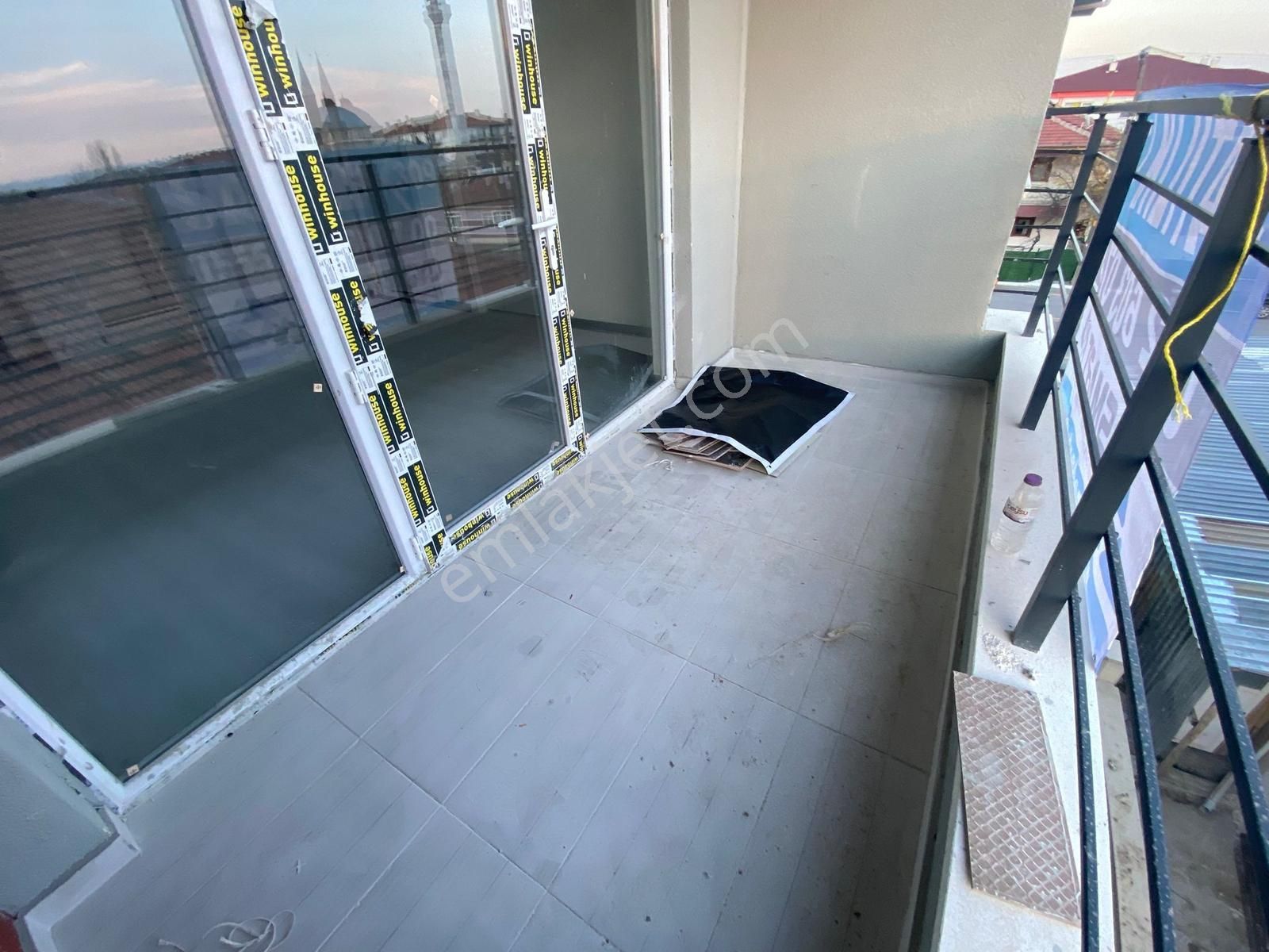 Dumlupınar Mahhallesinde İskanlı Caddeye Yakın Satılık Daire - Görsel 20